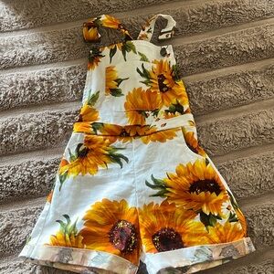 Sunflower coveralls size 4t